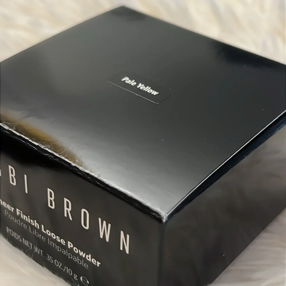 Bobbi Brown Sheer Finish Loose Setting Powder/Pale Yellow NIB